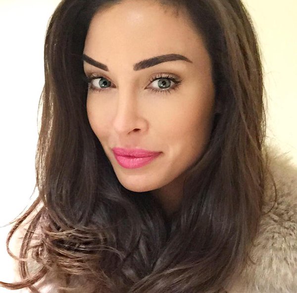 Laurina fleure eyebrow tattoo