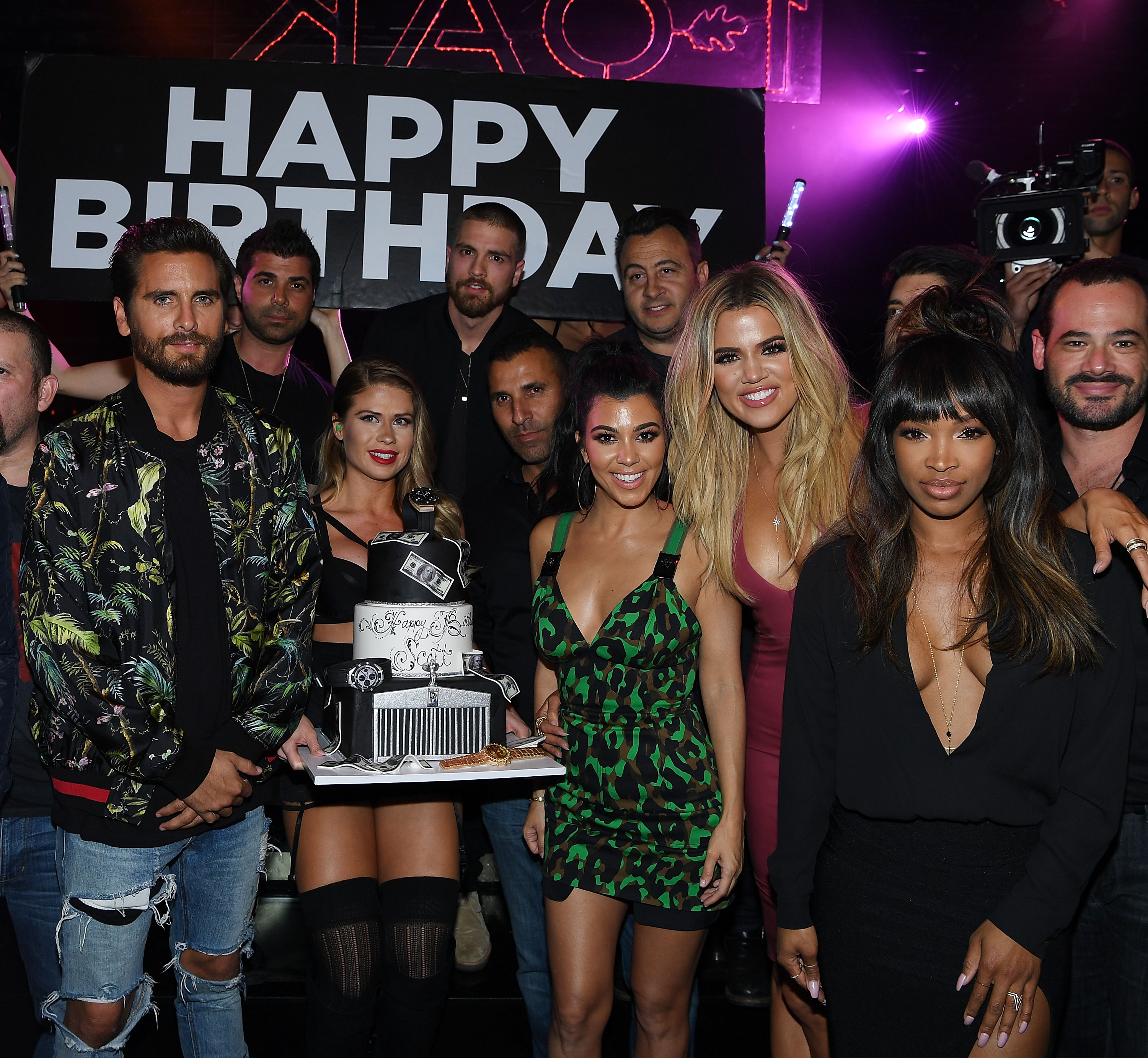 Kourtney Kardashian, Tyga and Khloé Kardashian Celebrate Scott Disicks Birthday in Vegas picture pic