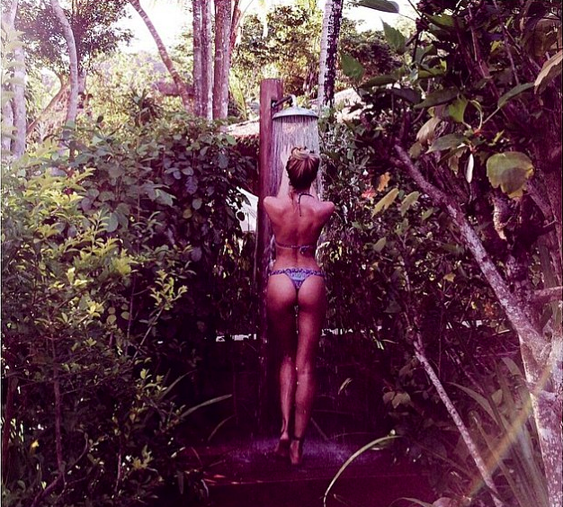 Candice swanepoel 58