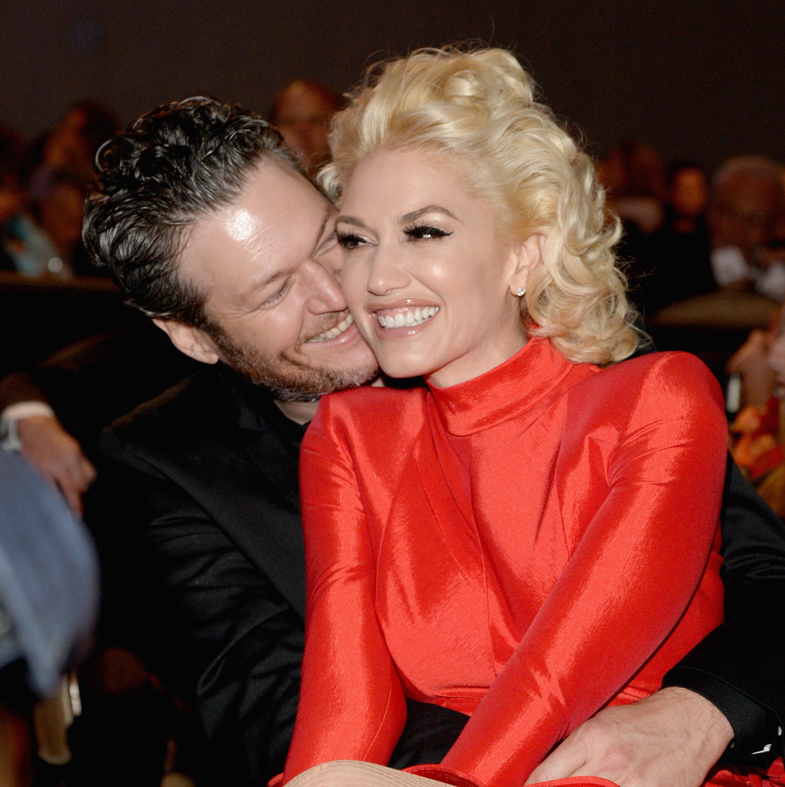 Gwen Stefani Blake Shelton you make it feel like christmas