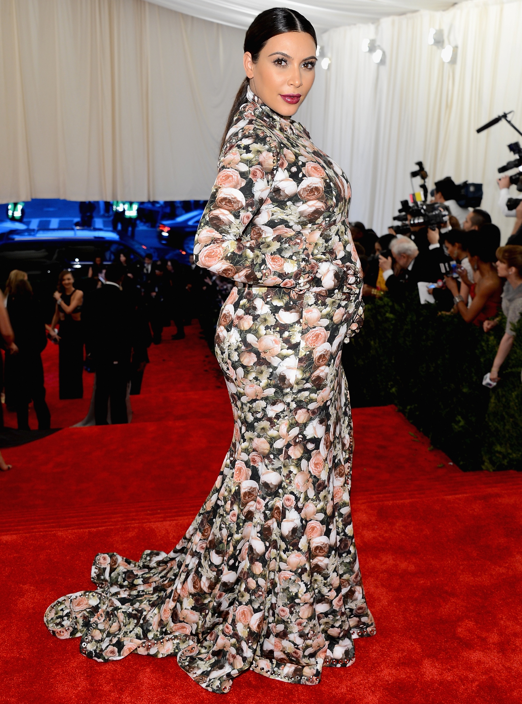 Kim kardashian fashion fail 2