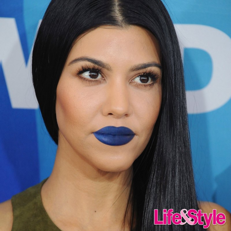Kourtney kardashian lips blue