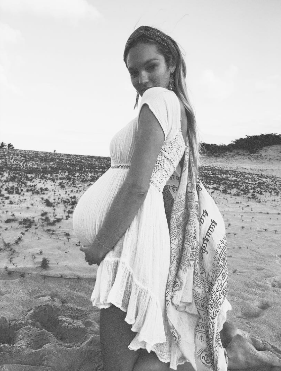 Candice swanepoel baby bump