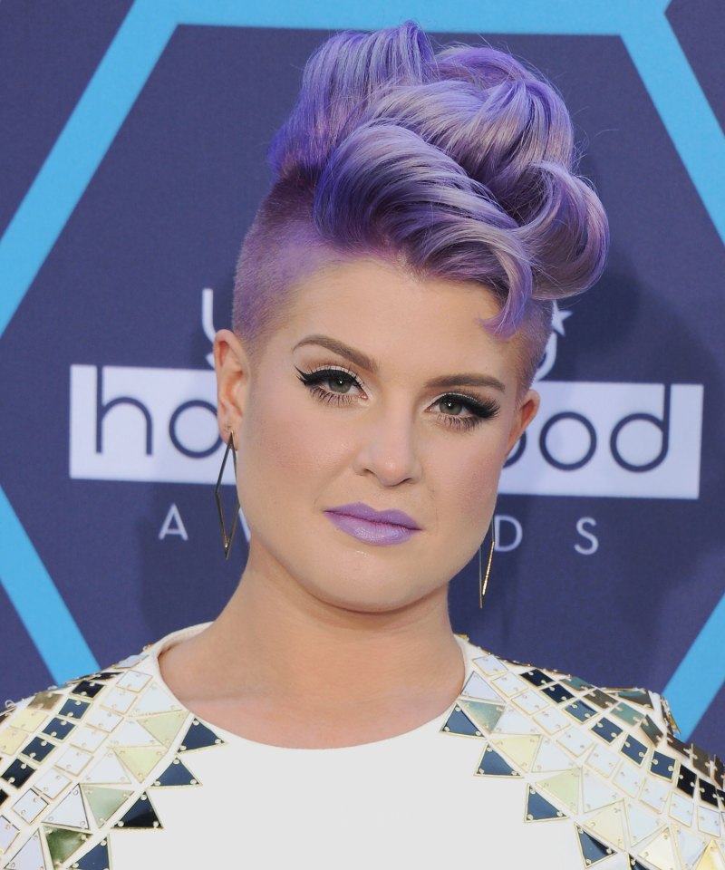 Kelly osbourne lipstick