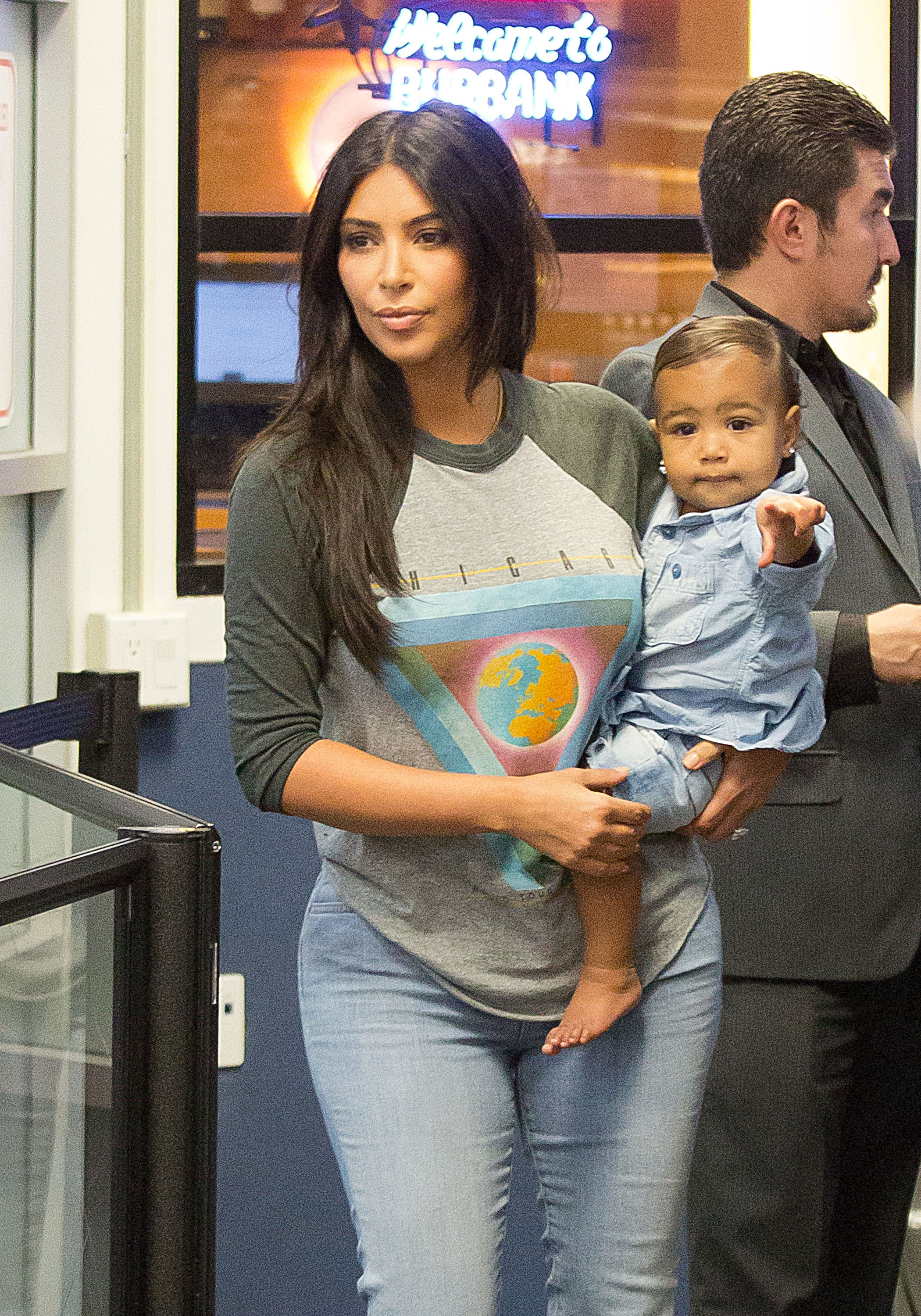 Kim kardashain north west match light denim