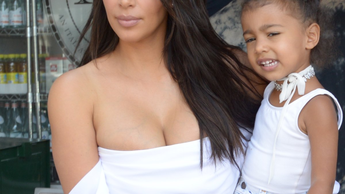 Kim kardashian and north west