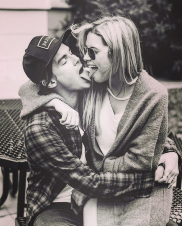 Porn Look Alike Pretty Little Liar - Pretty Little Liars' Couples Display Their Chemistry Off-Screenâ€” See the  Cute Pics! - Life & Style