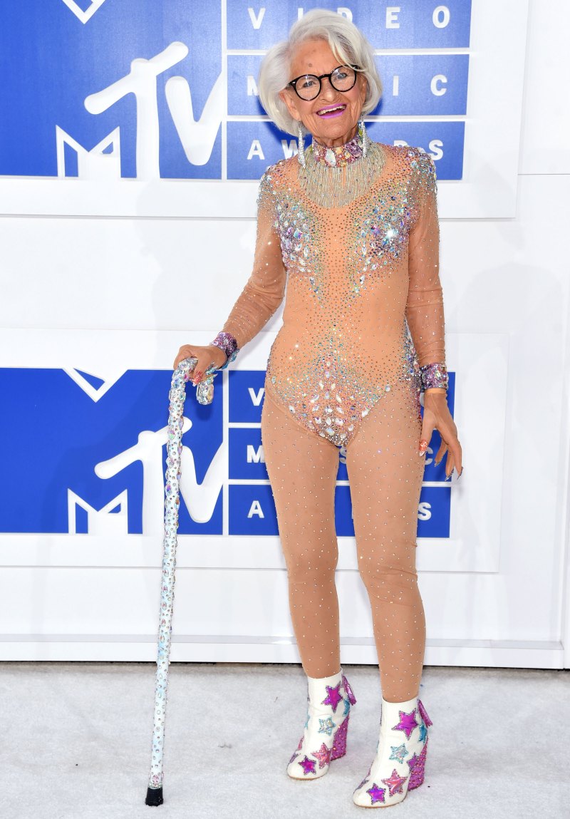 Baddie winkle vmas