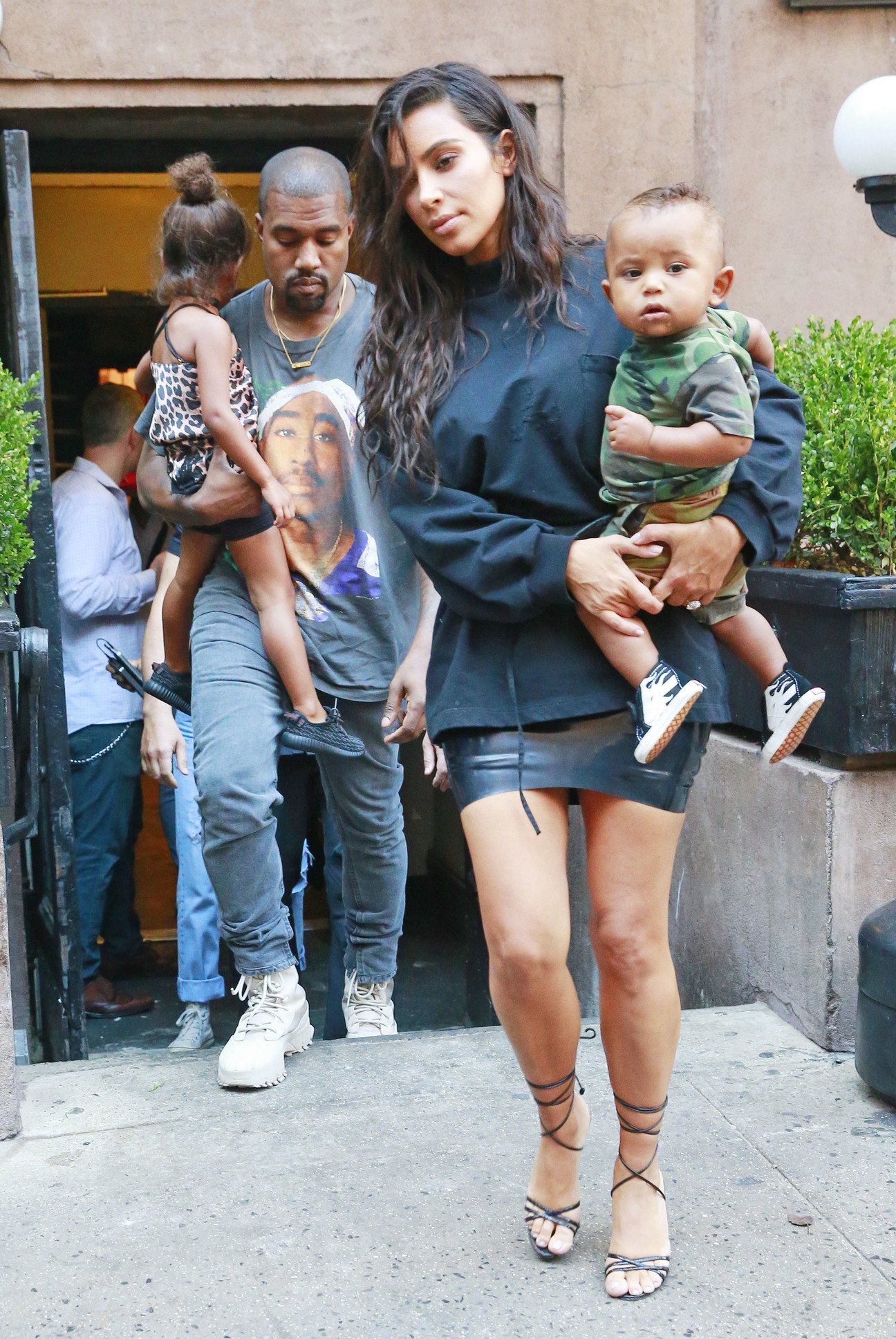 Kardashian west nyc 8 spl 23