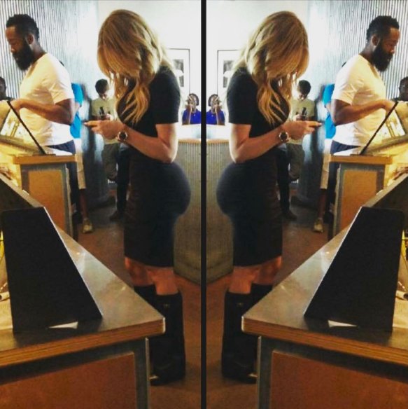 Khloe kardashian butt 9