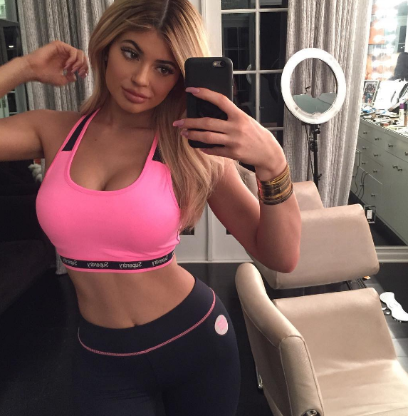 Kylie jenner pink 2