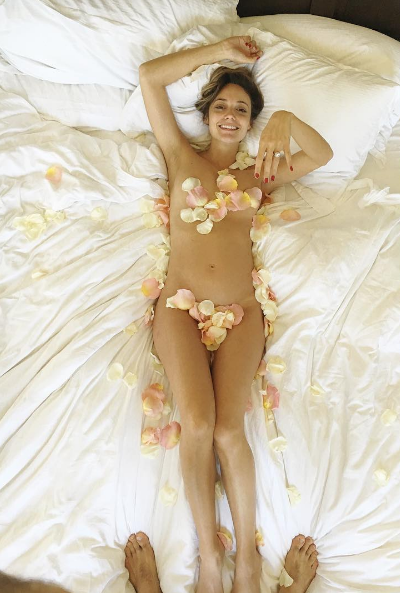 Laura perlonga pregnant 5