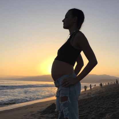 Laura perlonga pregnant 7