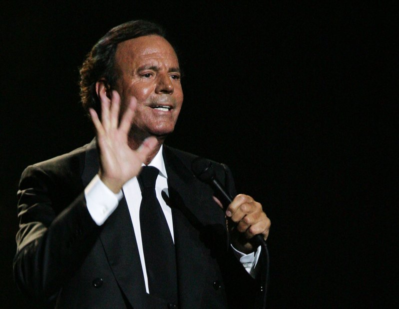 Celebs sex thousands women julio iglesias