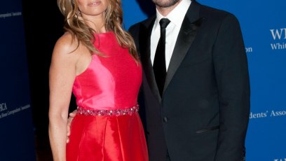 Idina menzel engaged