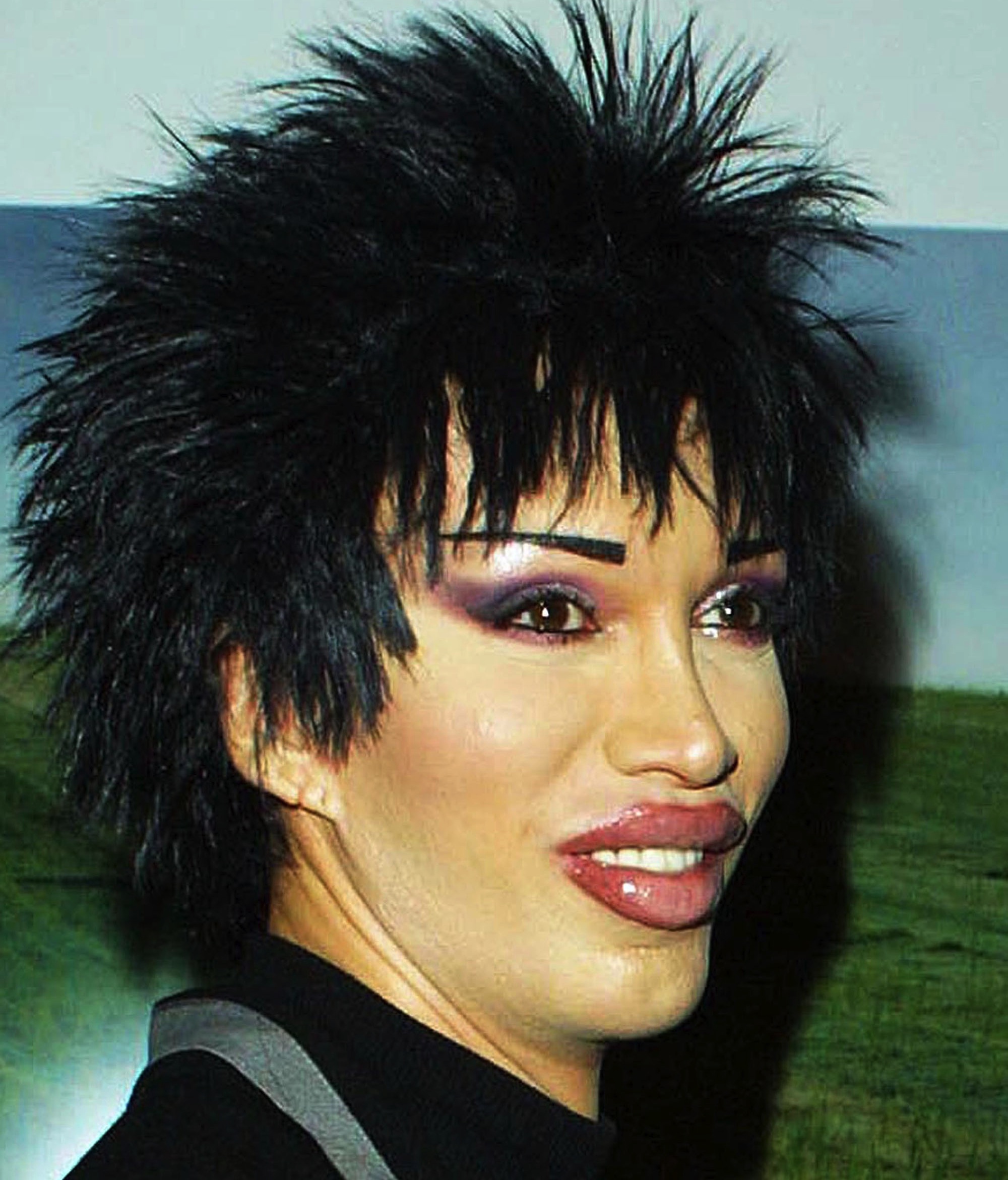 Pete burns 2002