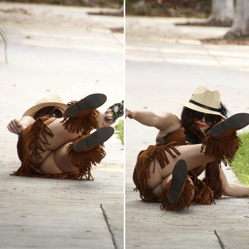 Phoebe price wardrobe malfunction 2