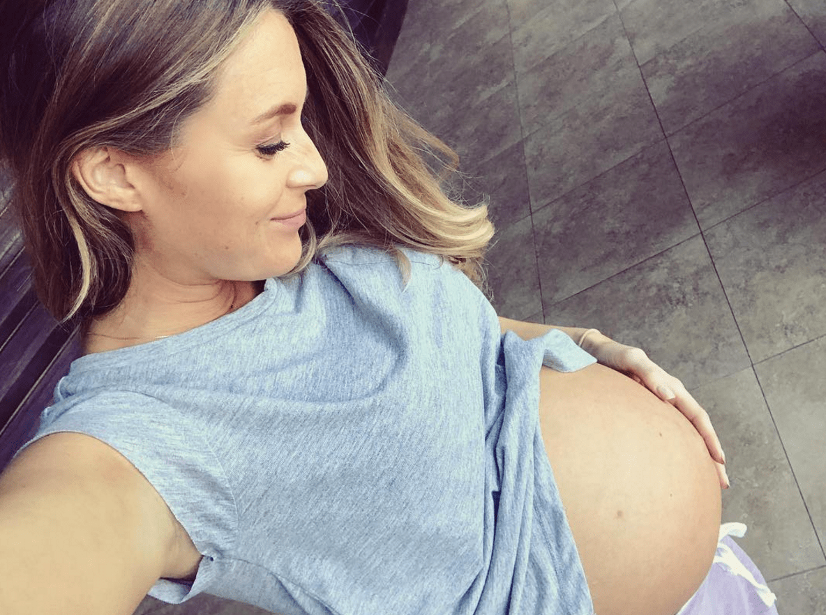 Alexa penavega baby bump 37
