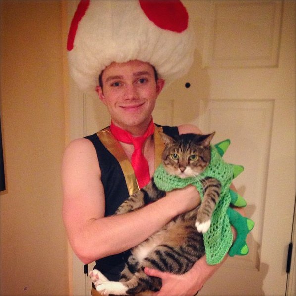 Chris colfer halloween with cat