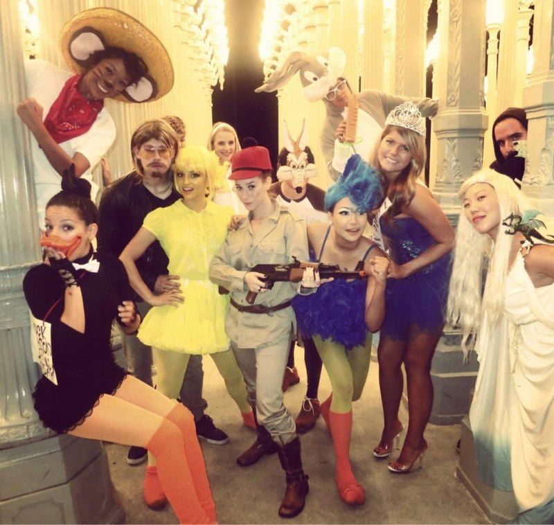 Glee cast looney toons