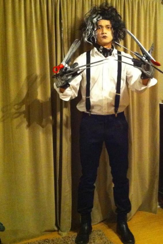 Harry shum edward scissors hands halloween
