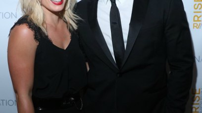 Hilary duff dating jason walsh