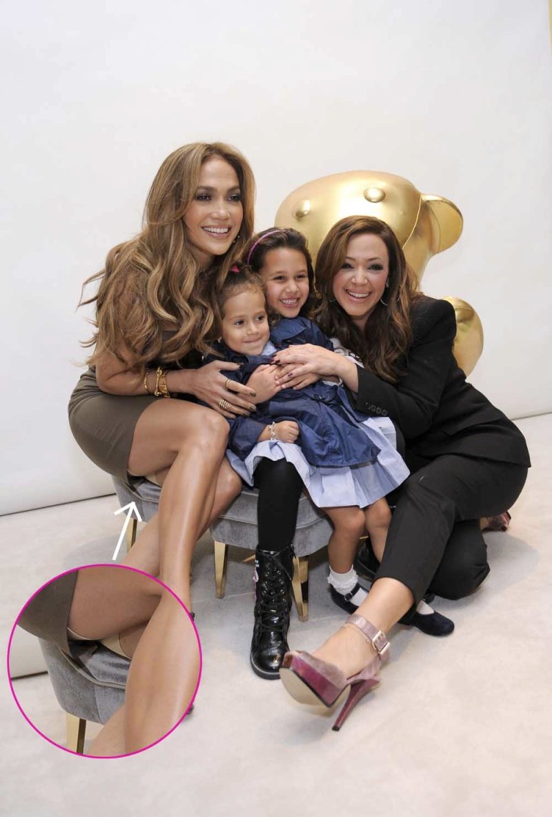 Kim kardashian spanx reese witherspoon 7