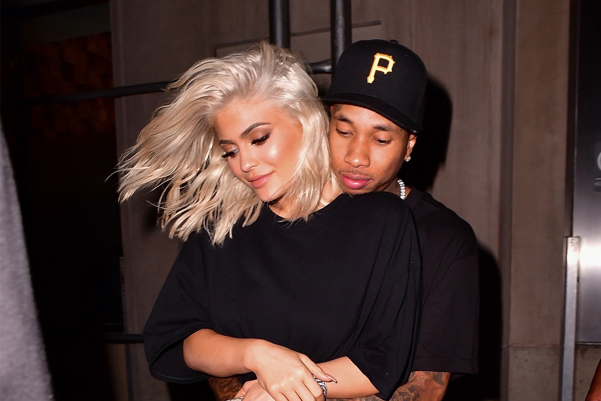 Tyga Gifts Kylie Jenner Gucci Bag, Lint Rolls Her Toes After Alexander Wang  After-Party