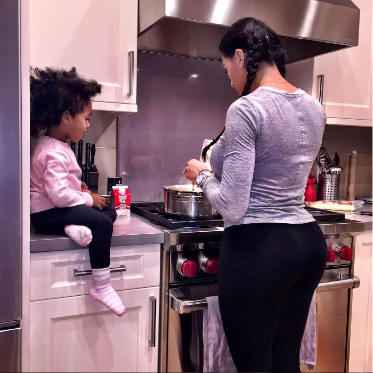 Reggie bush family 5