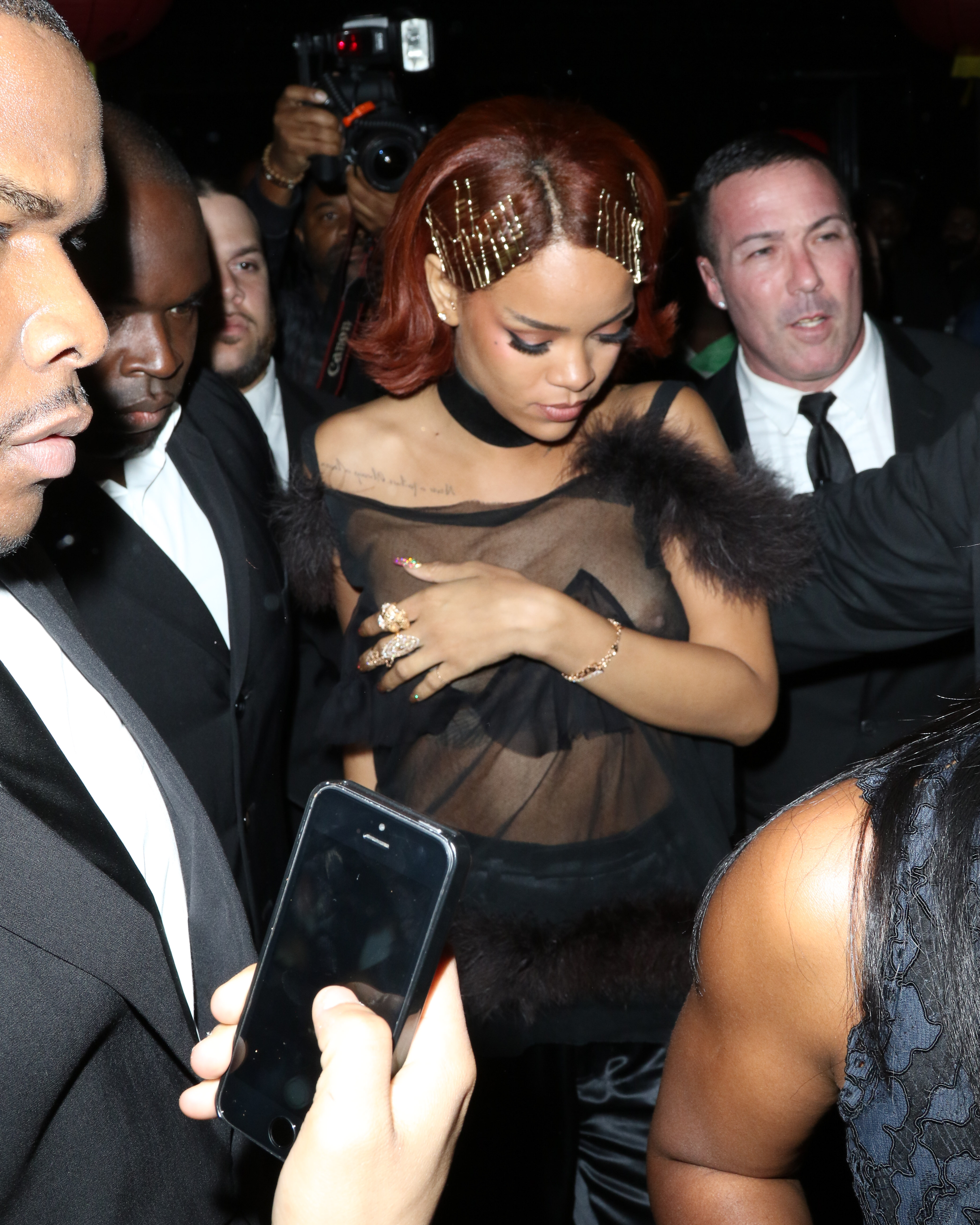 Rihanna nips
