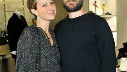 Tobey maguire divorce jennifer meyer