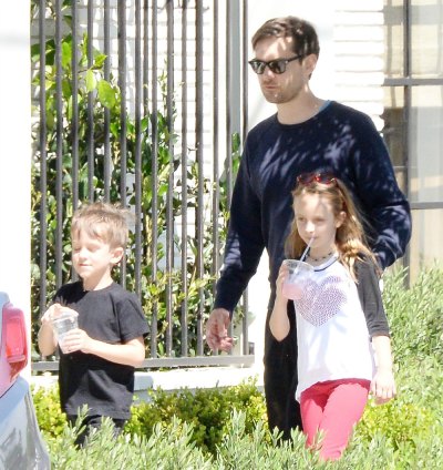 tobey maguire splash tobey maguire splash