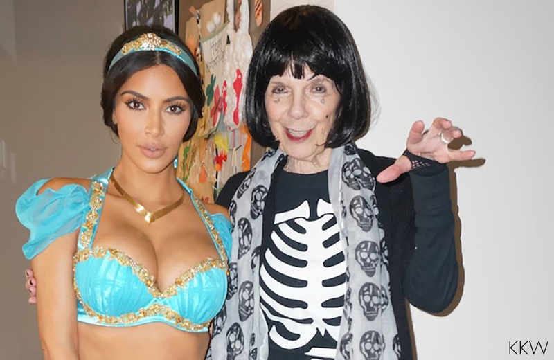 Kim kardashian halloween pics 5