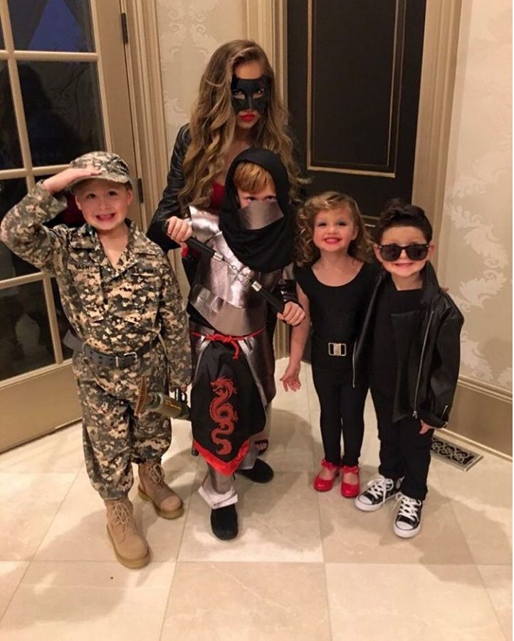 Kim zolciak kids halloween 2