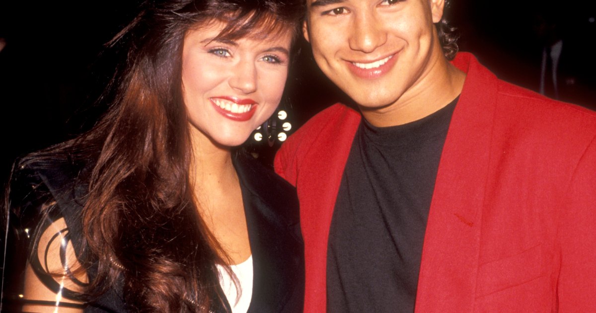 Saved by the Bell' Star Tiffani Thiessen's Casting as Kelly Kapowski Caused  Serious Controversy! - Life & Style