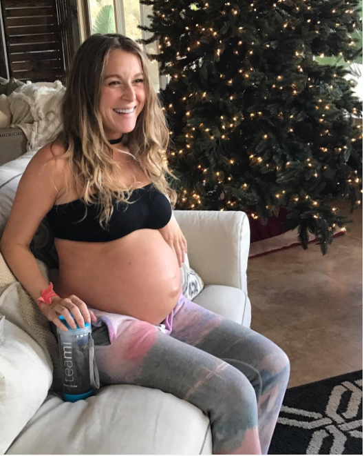 Alexa penavega baby bump