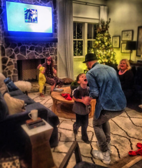 Chris daughtry christmas