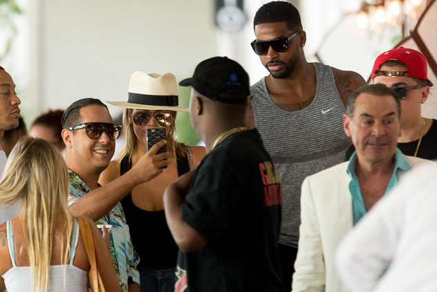 Khloe kardashian tristan thompson splash2