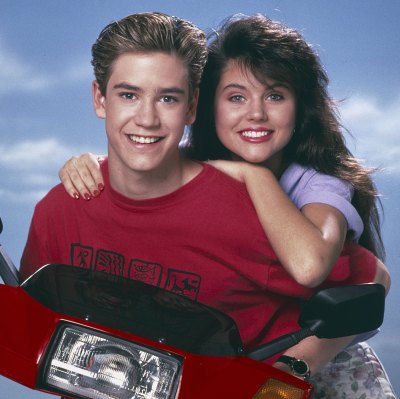 tiffani thiessen mark-paul gosselaar getty images tiffani thiessen mark-paul gosselaar getty images
