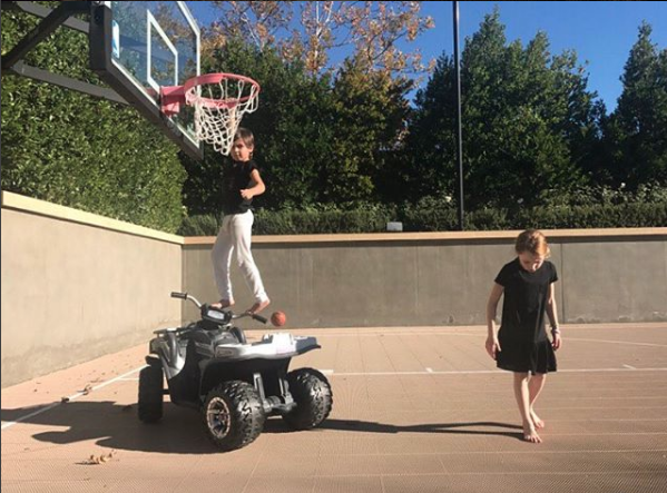 Kardahsian family photos 5