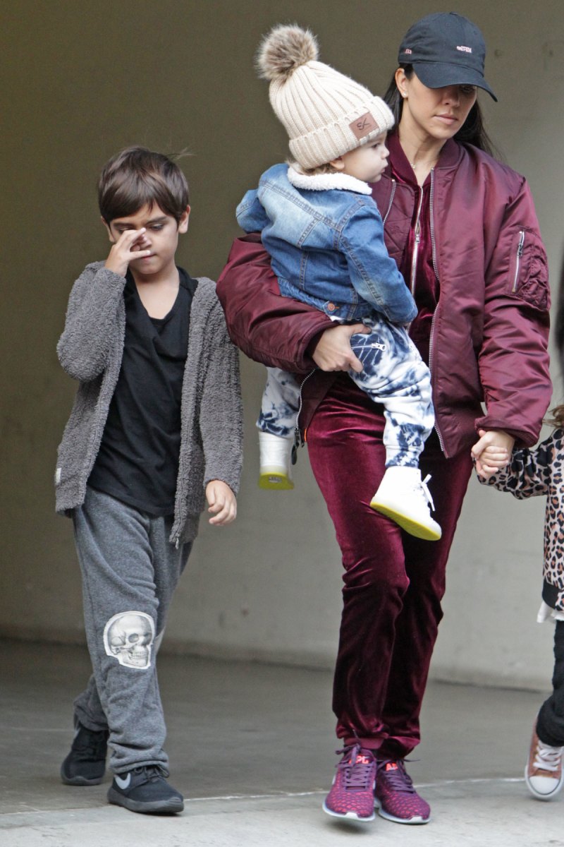 Kourtney kardashian kids 4