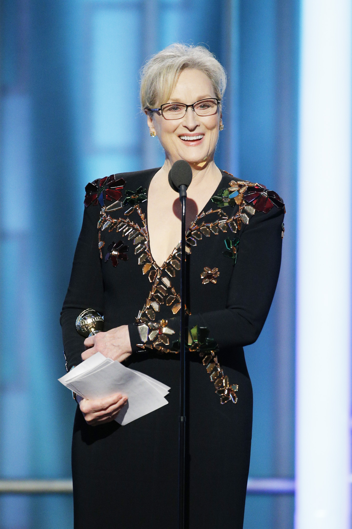 Meryl streep golden globes 2017