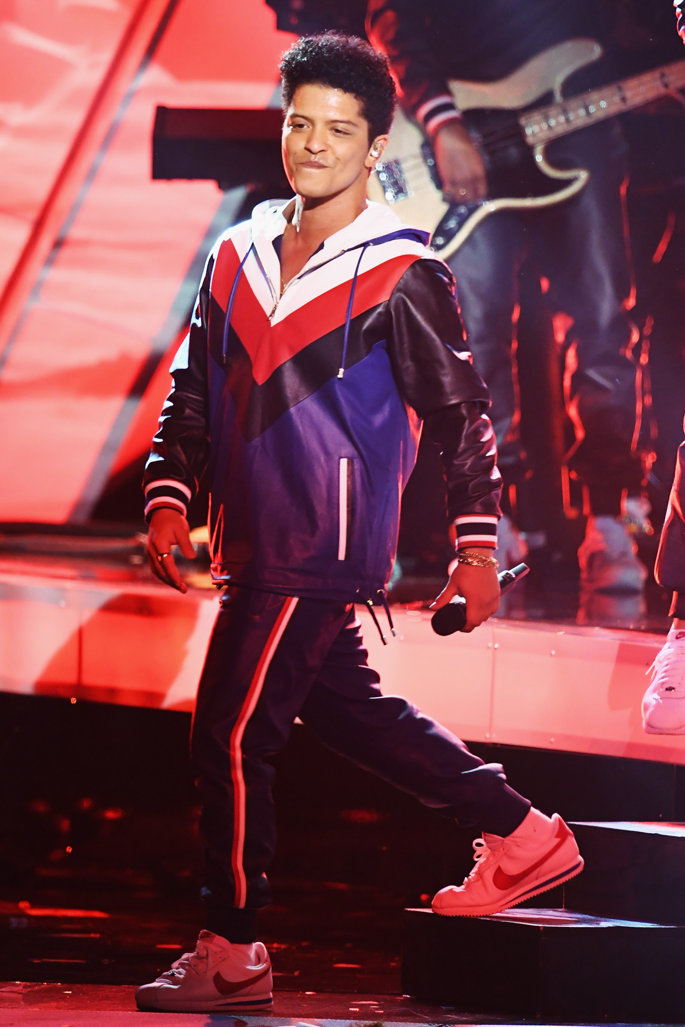 Burno mars grammys 2017 shade