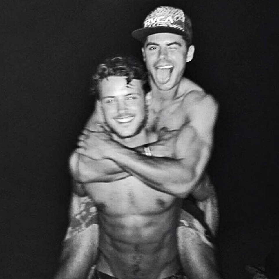 Zac efron brother