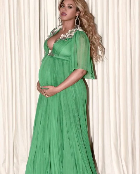 Beyonce baby bump twins 4
