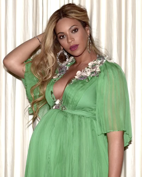 Beyonce baby bump twins 9