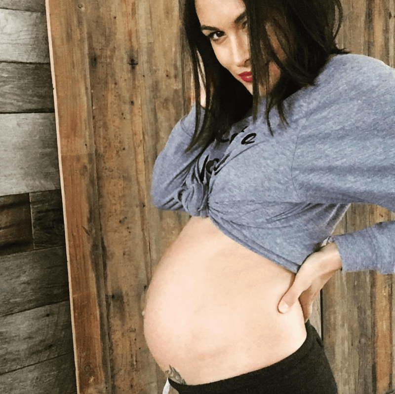 Brie Bella's Baby Had Her First Photo Shoot and She's Giving Fans a Sneak  Peek!