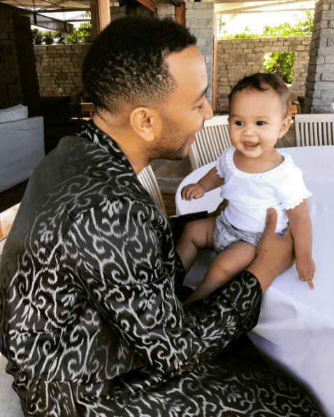 John legend baby luna daughter