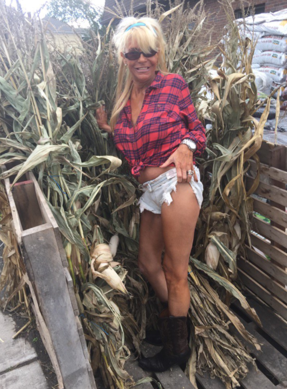 Tan mom 5
