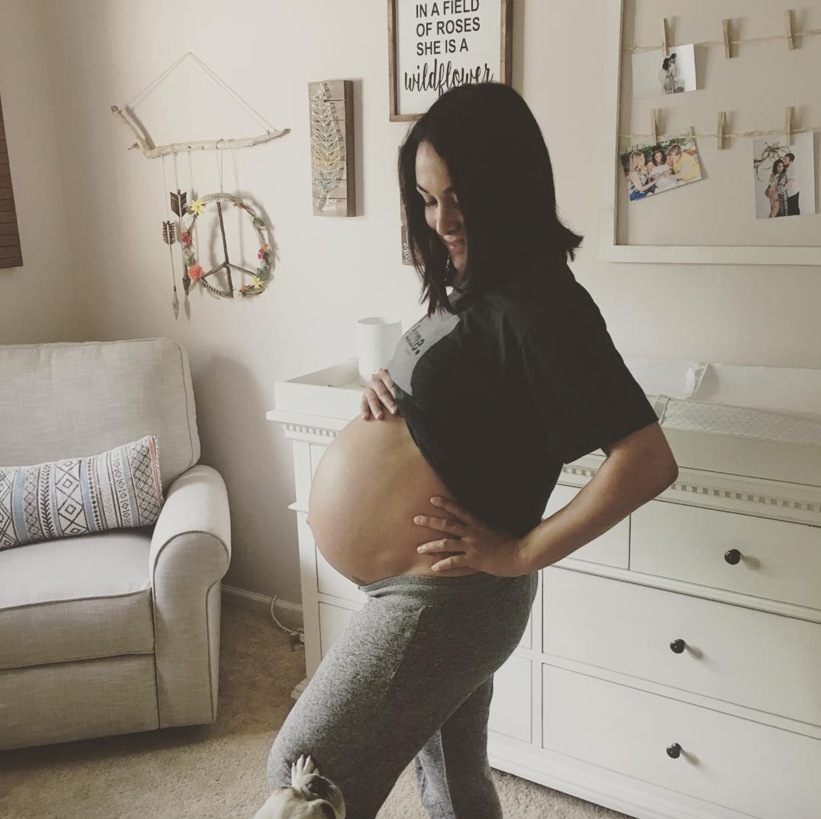 Brie bella baby bump 37 weeks